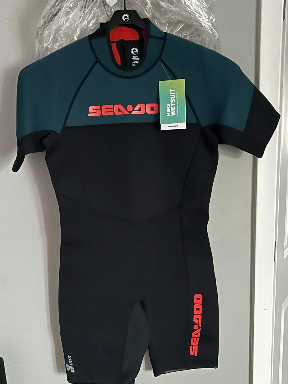New! Men’s Sea-Doo Short Sleeve Swim Rash Guard - Teal/Black